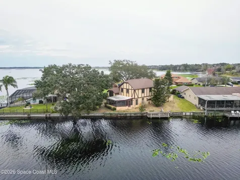4235 Tiwa Lane Titusville FL 32796