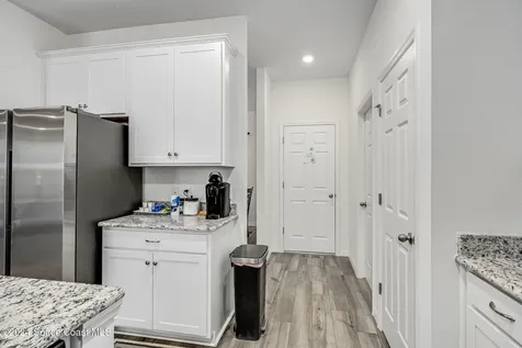 1717 Dalroy Street NW Palm Bay FL 32907