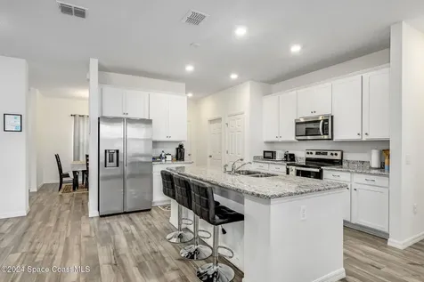 1717 Dalroy Street NW Palm Bay FL 32907