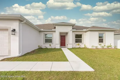 1717 Dalroy Street NW Palm Bay FL 32907