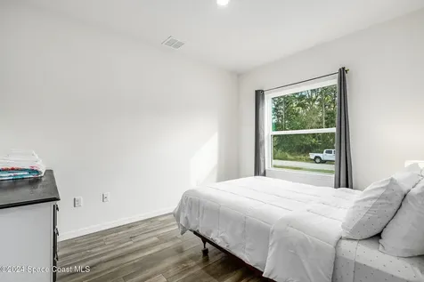 1717 Dalroy Street NW Palm Bay FL 32907