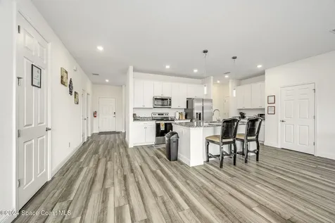 410 Old Road SW Palm Bay FL 32908
