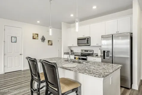 410 Old Road SW Palm Bay FL 32908