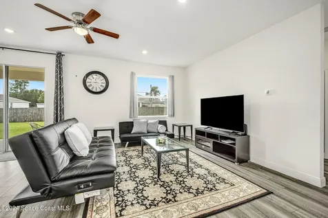 410 Old Road SW Palm Bay FL 32908