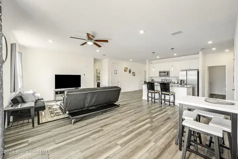 410 Old Road SW Palm Bay FL 32908