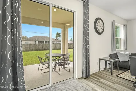 410 Old Road SW Palm Bay FL 32908