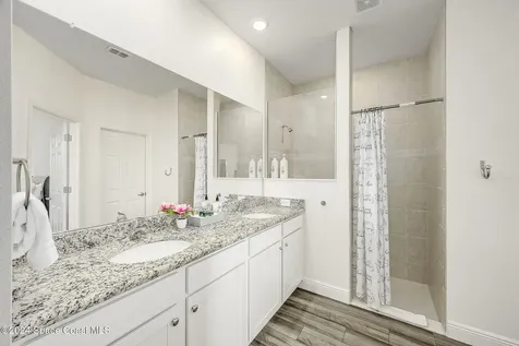 410 Old Road SW Palm Bay FL 32908