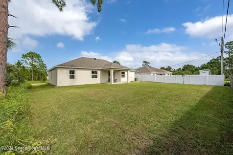 410 Old Road SW Palm Bay FL 32908
