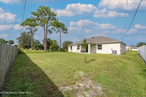 410 Old Road SW Palm Bay FL 32908