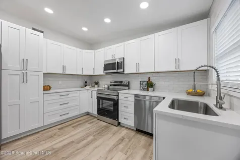 199 Oak Avenue Cocoa Beach FL 32931