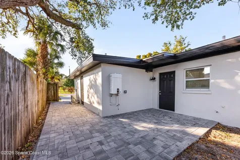 199 Oak Avenue Cocoa Beach FL 32931