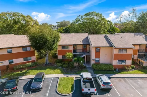 2369 Golf Lake Circle Melbourne FL 32935