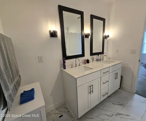 2384 Queens Street SE Palm Bay FL 32909
