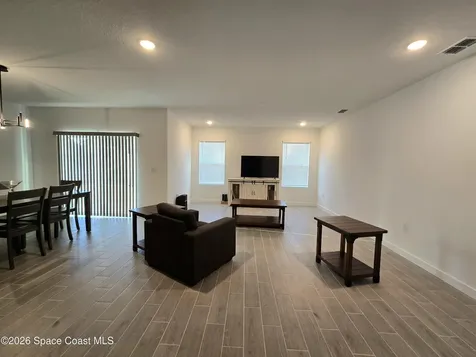 2384 Queens Street SE Palm Bay FL 32909