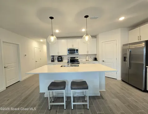 2384 Queens Street SE Palm Bay FL 32909