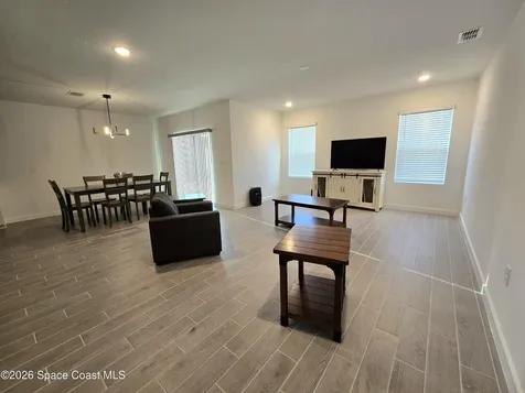 2384 Queens Street SE Palm Bay FL 32909