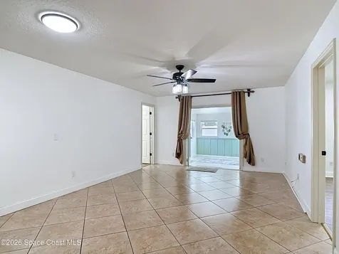 1046 W Samms Avenue Port Orange FL 32129