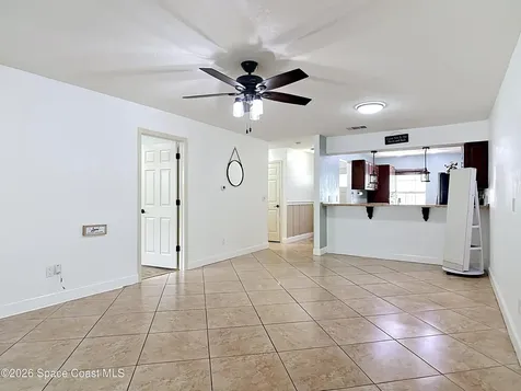 1046 W Samms Avenue Port Orange FL 32129