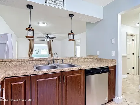 1046 W Samms Avenue Port Orange FL 32129