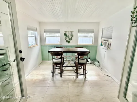 1046 W Samms Avenue Port Orange FL 32129