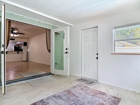 1046 W Samms Avenue Port Orange FL 32129