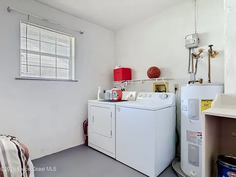 1046 W Samms Avenue Port Orange FL 32129