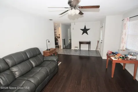 8205 93rd Avenue Vero Beach FL 32967