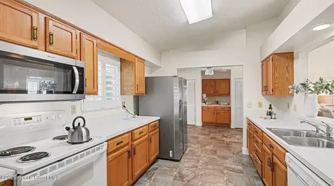 1126 Continental Avenue Melbourne FL 32940