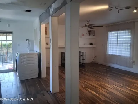 1340 NW 112th Street Miami FL 33165