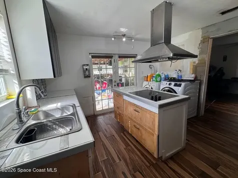 1340 NW 112th Street Miami FL 33165