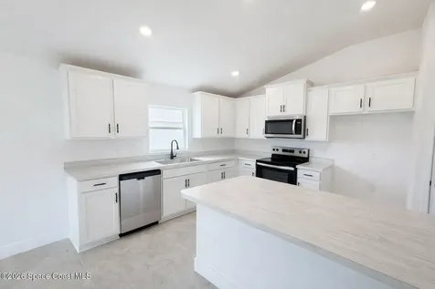 1526 Kylar Drive NW Palm Bay FL 32907