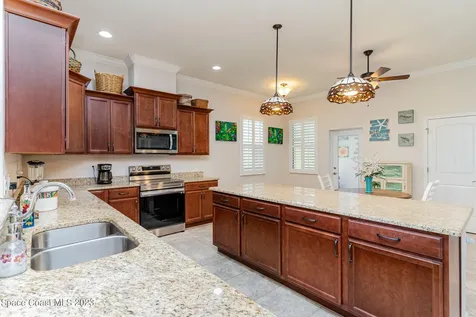 543 Heming Way Melbourne FL 32901