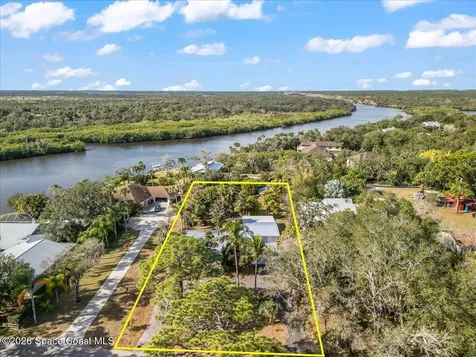 9670 Mockingbird Lane Sebastian FL 32976