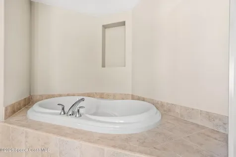 93 Delannoy Avenue Cocoa FL 32922
