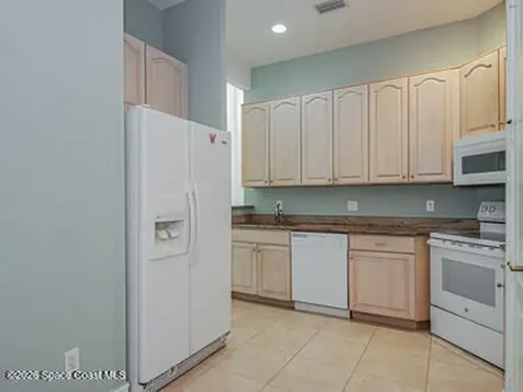 1835 Bridgepointe Circle Vero Beach FL 32967