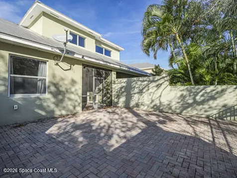 1835 Bridgepointe Circle Vero Beach FL 32967