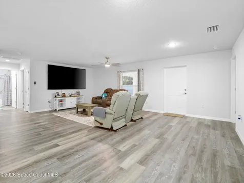 140 Brown Street SE Palm Bay FL 32909