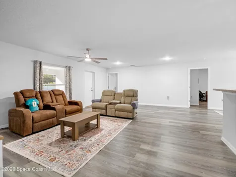140 Brown Street SE Palm Bay FL 32909