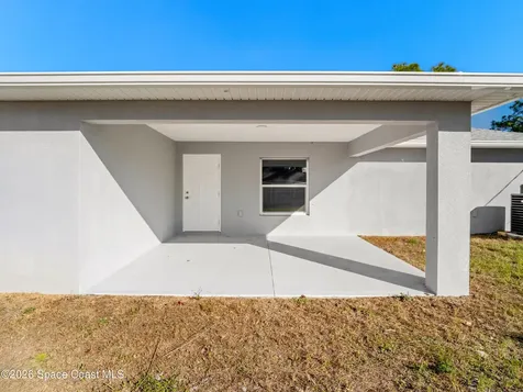 140 Brown Street SE Palm Bay FL 32909