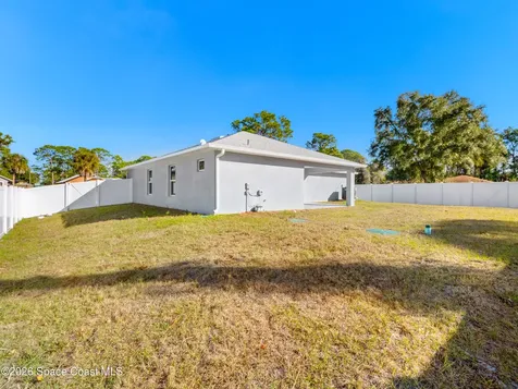 140 Brown Street SE Palm Bay FL 32909