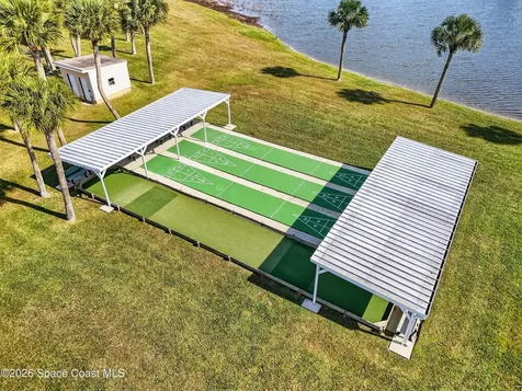 7645 Chasta Road Micco FL 32976