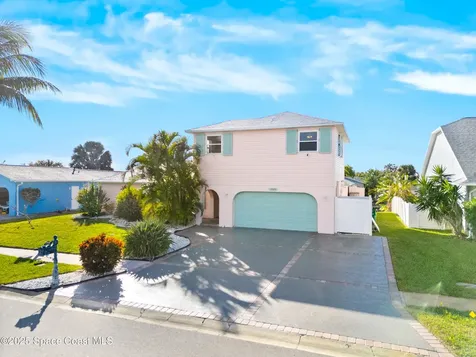 1525 W Riviera Drive Merritt Island FL 32952