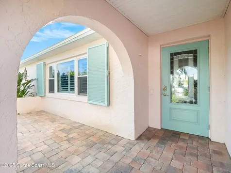 1525 W Riviera Drive Merritt Island FL 32952