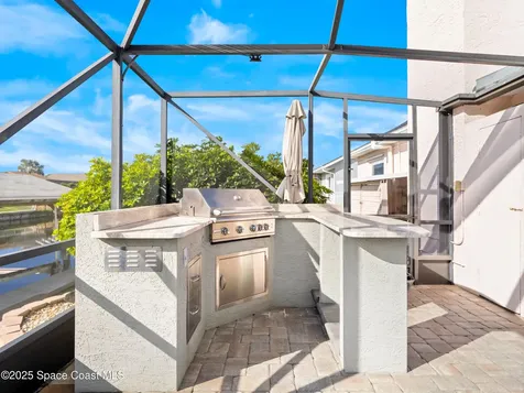 1525 W Riviera Drive Merritt Island FL 32952