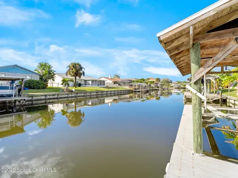1525 W Riviera Drive Merritt Island FL 32952