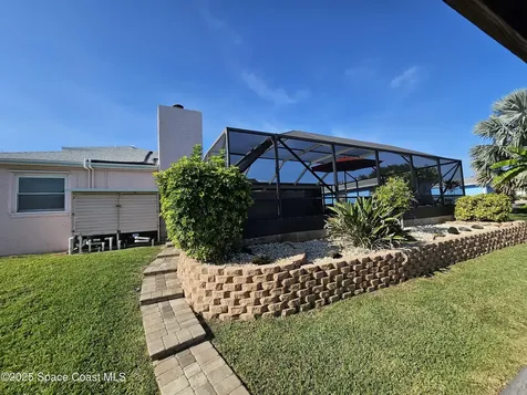 1525 W Riviera Drive Merritt Island FL 32952