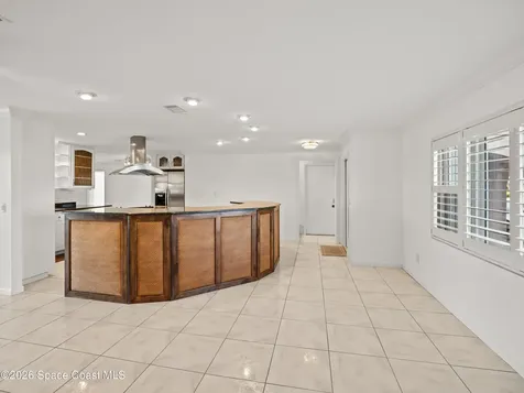 1525 W Riviera Drive Merritt Island FL 32952