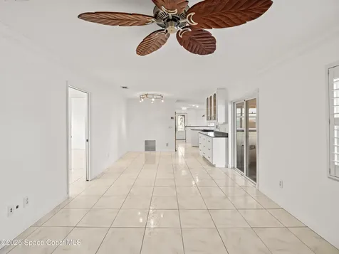 1525 W Riviera Drive Merritt Island FL 32952
