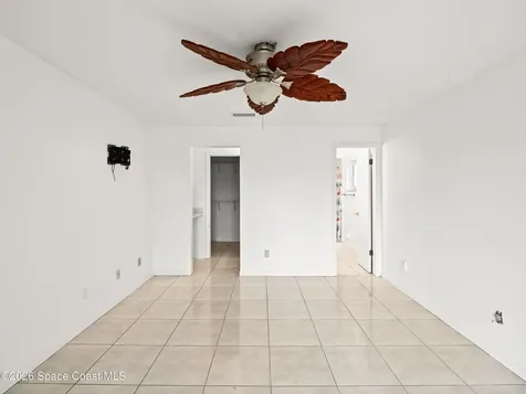 1525 W Riviera Drive Merritt Island FL 32952