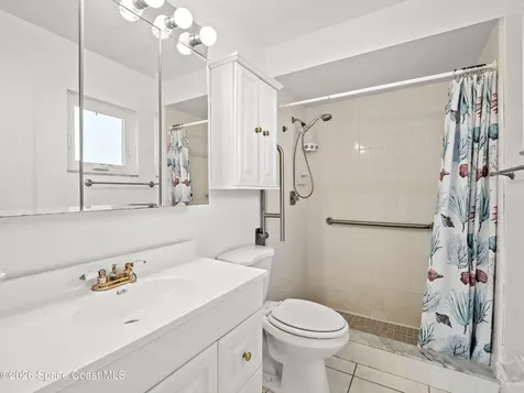 1525 W Riviera Drive Merritt Island FL 32952